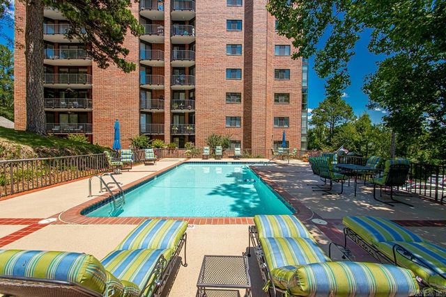 1 Treetops Lane, Little Rock, AR 72202