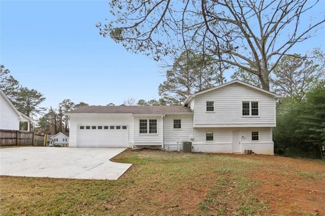 5214 Parkside Drive, Conyers, GA 30094