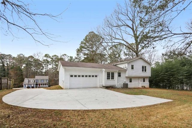 5214 Parkside Drive, Conyers, GA 30094