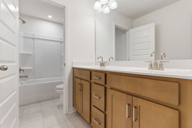 214 South Dunnwood Lane, Mount Juliet, TN 37122