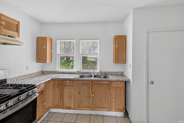 228 Park Avenue, Elkhart, IN 46516