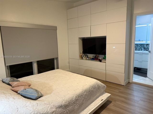 16314 SW 97th St, Miami, FL 33196