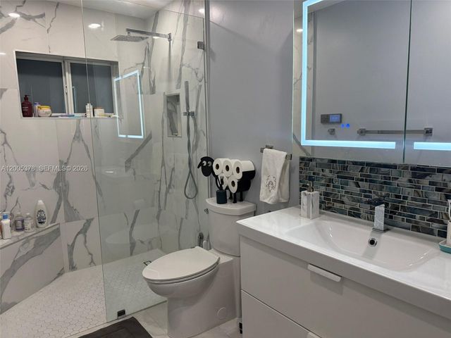 16314 SW 97th St, Miami, FL 33196