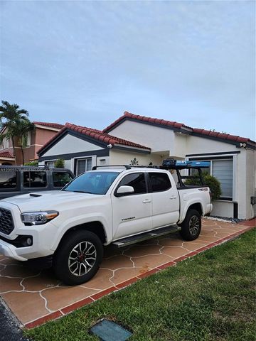 16314 SW 97th St, Miami, FL 33196