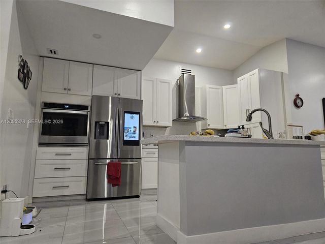 16314 SW 97th St, Miami, FL 33196