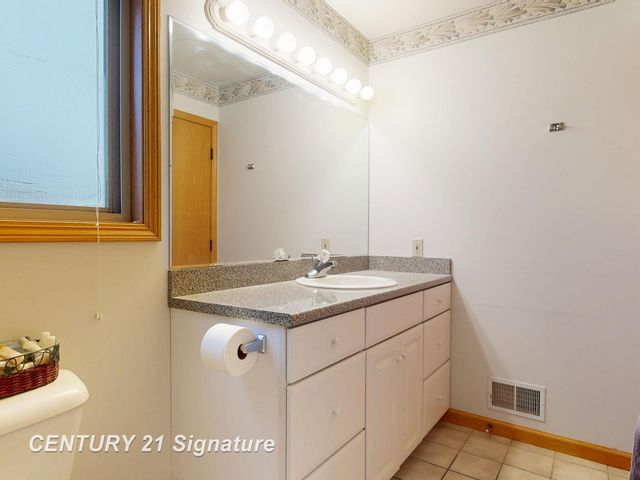 3399 E Stanley Road, Genesee Twp, MI 48458