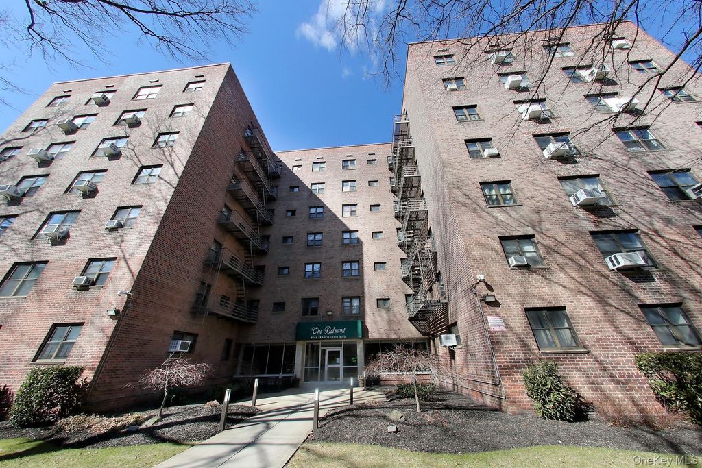 87-56 Francis Lewis Boulevard B62, Queens Village, NY 11427