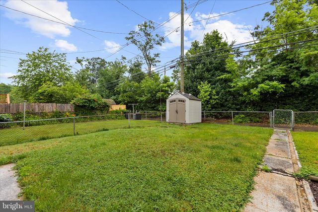 1012 ELM RD, Halethorpe, MD 21227