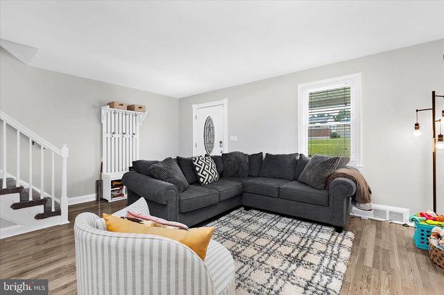 1012 ELM RD, Halethorpe, MD 21227