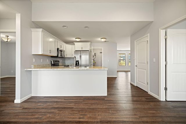 429 Middle Crk Way, Berea, KY 40403