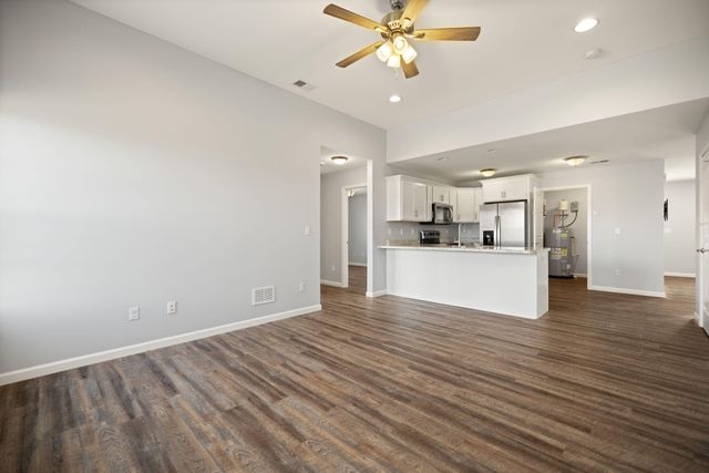 429 Middle Crk Way, Berea, KY 40403