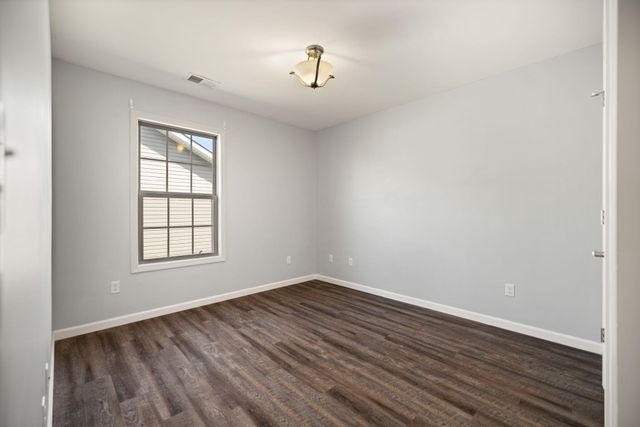 429 Middle Crk Way, Berea, KY 40403