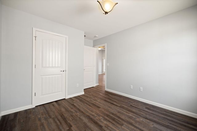 429 Middle Crk Way, Berea, KY 40403