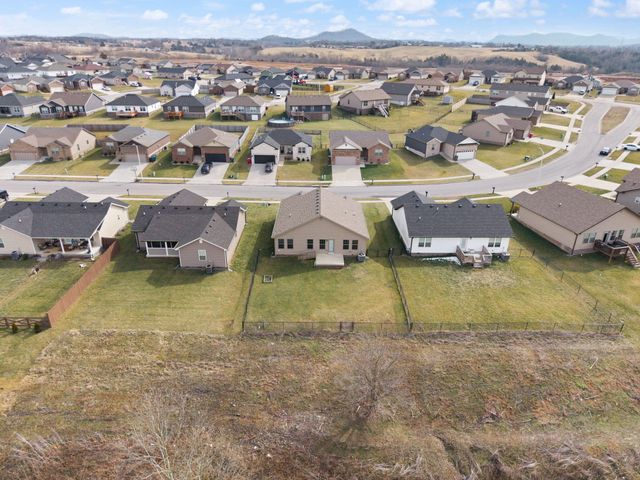 429 Middle Crk Way, Berea, KY 40403