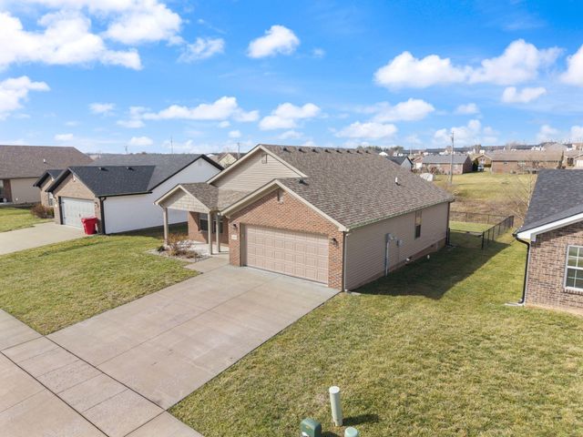 429 Middle Crk Way, Berea, KY 40403