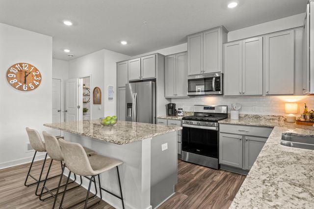 3031 126th Avenue NE F, Blaine, MN 55449