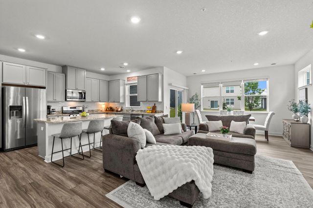 3031 126th Avenue NE F, Blaine, MN 55449