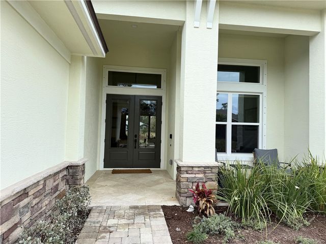 6665 49th Court, Vero Beach, FL 32967