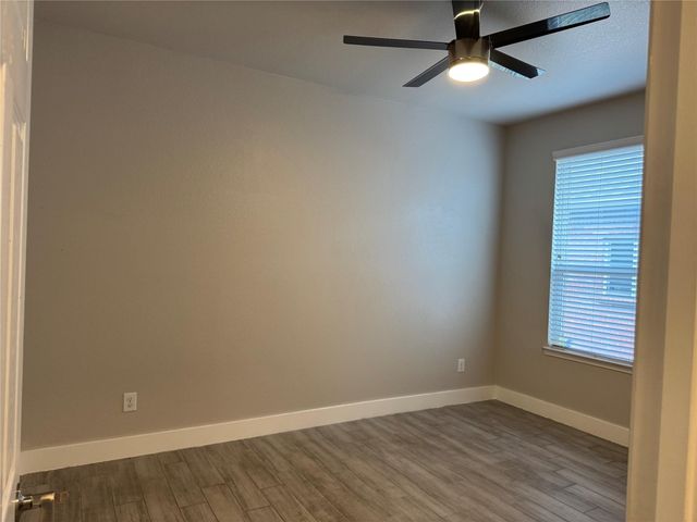9005 Cloudveil Drive, Arlington, TX 76002