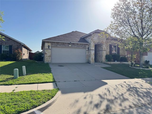 9005 Cloudveil Drive, Arlington, TX 76002