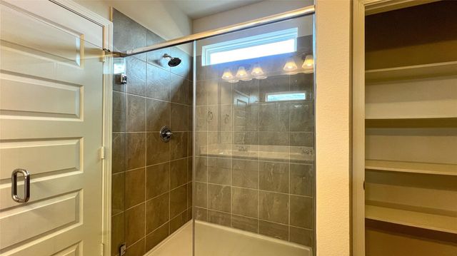 513 Stone Placa Trail, Brookshire, TX 77423