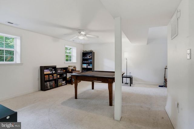 41012 OAKVILLE RD, Mechanicsville, MD 20659