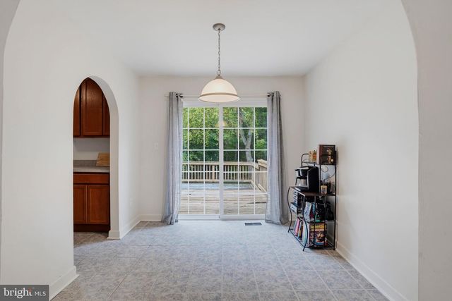 41012 OAKVILLE RD, Mechanicsville, MD 20659