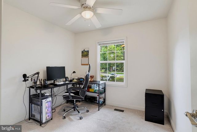 41012 OAKVILLE RD, Mechanicsville, MD 20659