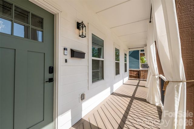 1516 Princess Place, Charlotte, NC 28208