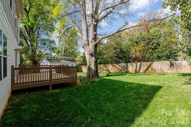 1516 Princess Place, Charlotte, NC 28208