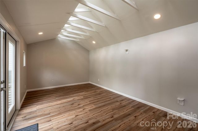 1516 Princess Place, Charlotte, NC 28208