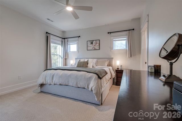 1516 Princess Place, Charlotte, NC 28208