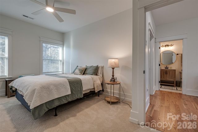 1516 Princess Place, Charlotte, NC 28208