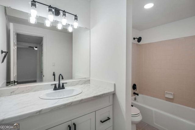 2176 Wellington Circle, Lithonia, GA 30058