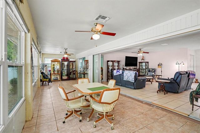 1703 NEW BEDFORD DRIVE, Sun City Center, FL 33573