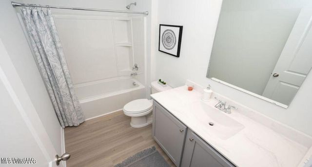 50 S Thorn Tree Street, Byhalia, MS 38611