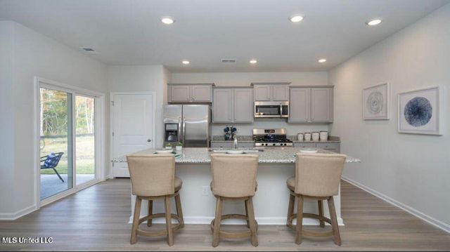 50 S Thorn Tree Street, Byhalia, MS 38611