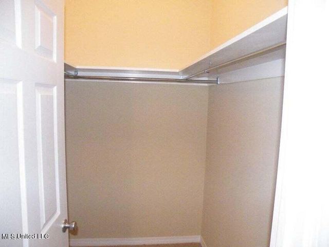 114 Earle Taylor Lane, Ocean Springs, MS 39564