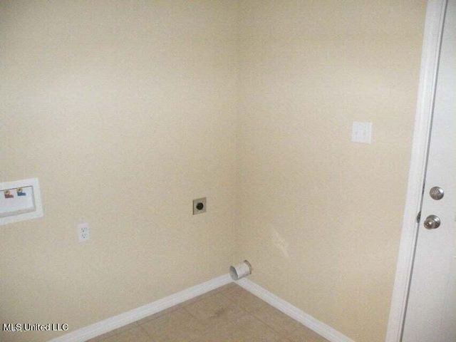 114 Earle Taylor Lane, Ocean Springs, MS 39564