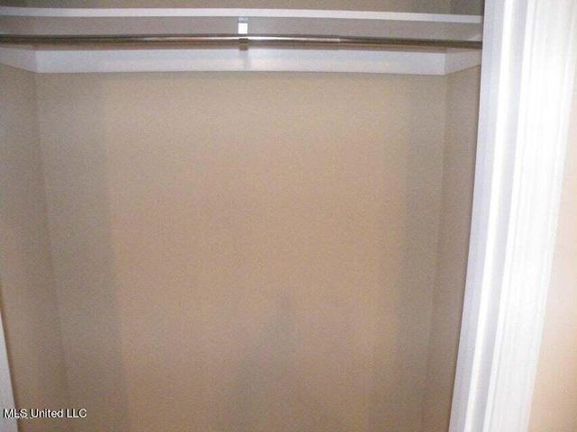 114 Earle Taylor Lane, Ocean Springs, MS 39564