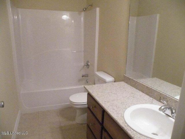 114 Earle Taylor Lane, Ocean Springs, MS 39564