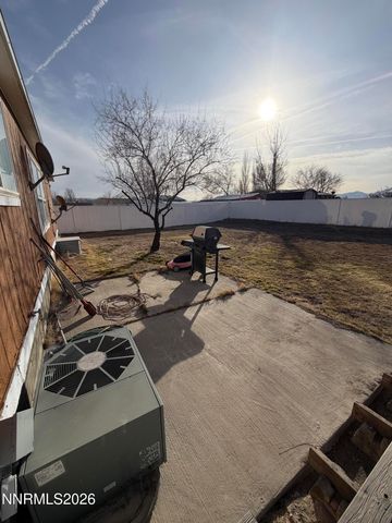 112 Mccoy Lane, Battle Mountain, NV 89820