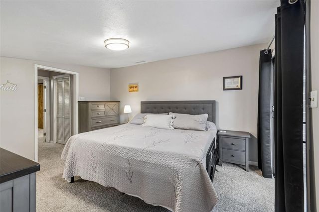 4437 W BAY AVENUE, Tampa, FL 33616