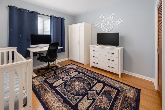 4807 N Harlem Avenue 3, Chicago, IL 60656