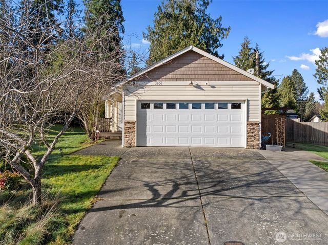 2300 Earl Court, Mount Vernon, WA 98273