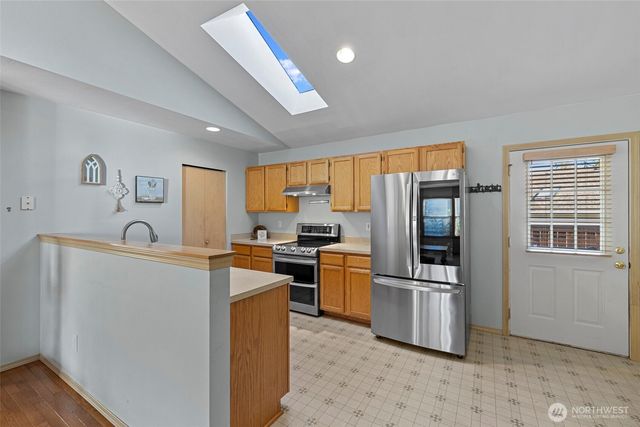 2300 Earl Court, Mount Vernon, WA 98273