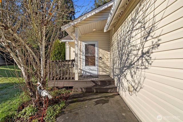 2300 Earl Court, Mount Vernon, WA 98273