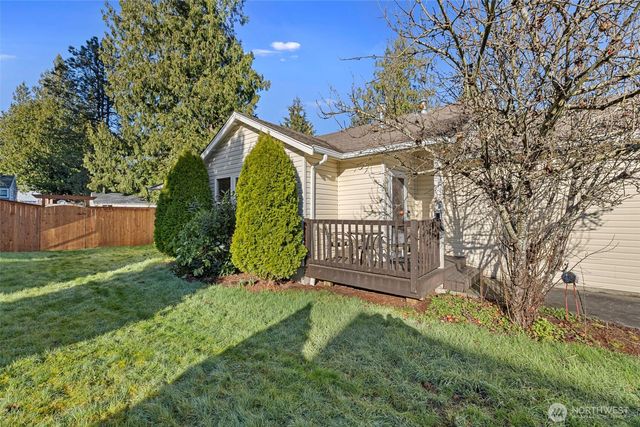 2300 Earl Court, Mount Vernon, WA 98273