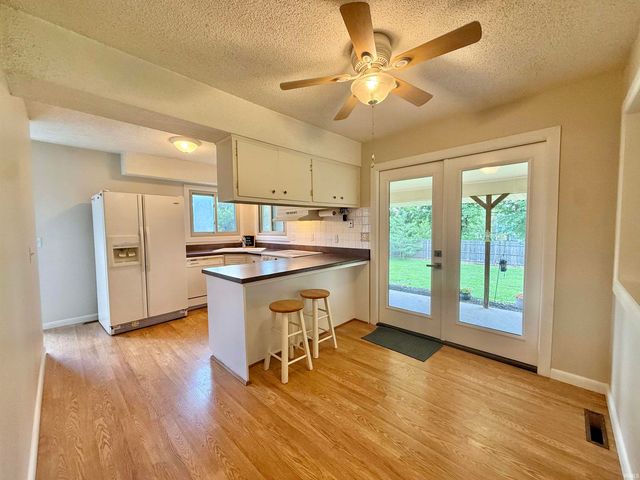 7612 Adams Avenue, Evansville, IN 47715