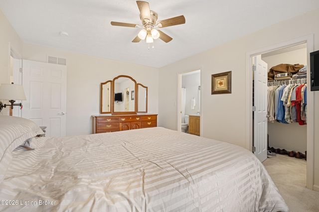 411 Wood Springs Rd, La Grange, KY 40031